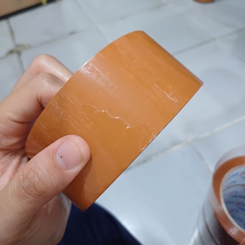 

Lakban coklat harga per 1 roll 100yard
