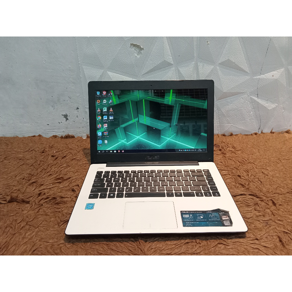 Laptop Asus X453S ram 2gb hdd 500gb intel celeron n3050 MURAH NO MINUS