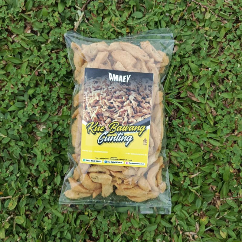 

Kue Bawang Gunting Khas Sumatera Barat