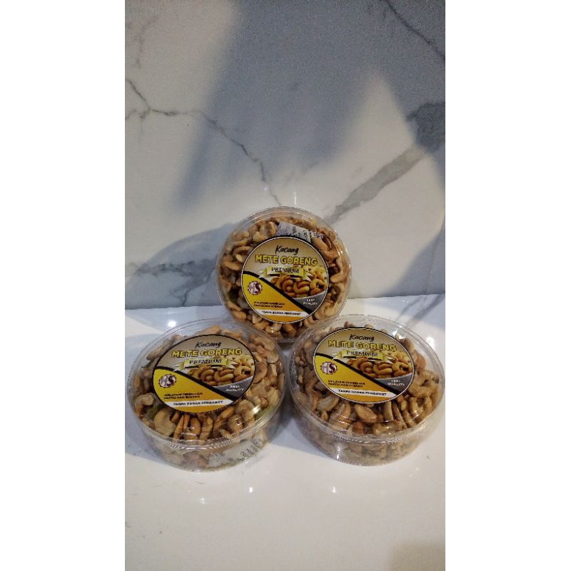 

kacang mete goreng