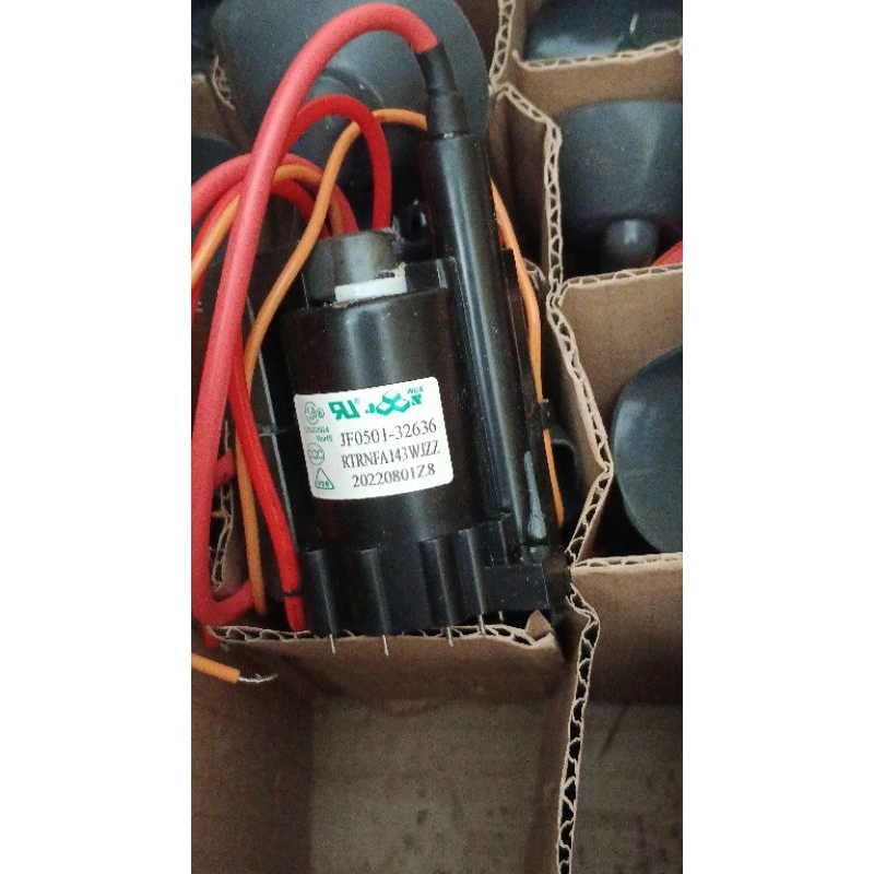 PLAYBACK TV CRT MERK SHARP 21 INCH JF501-32636 ATAU FA143 PLAYBACK TV CRT 21 INCH