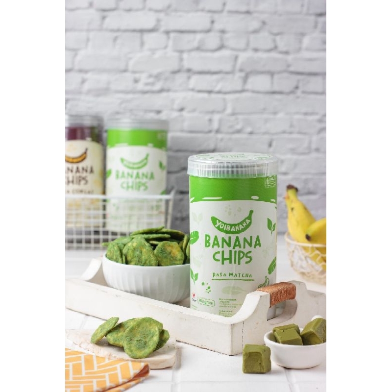 

Keripik pisang Matcha Yoibanana Chips kemasan Toples