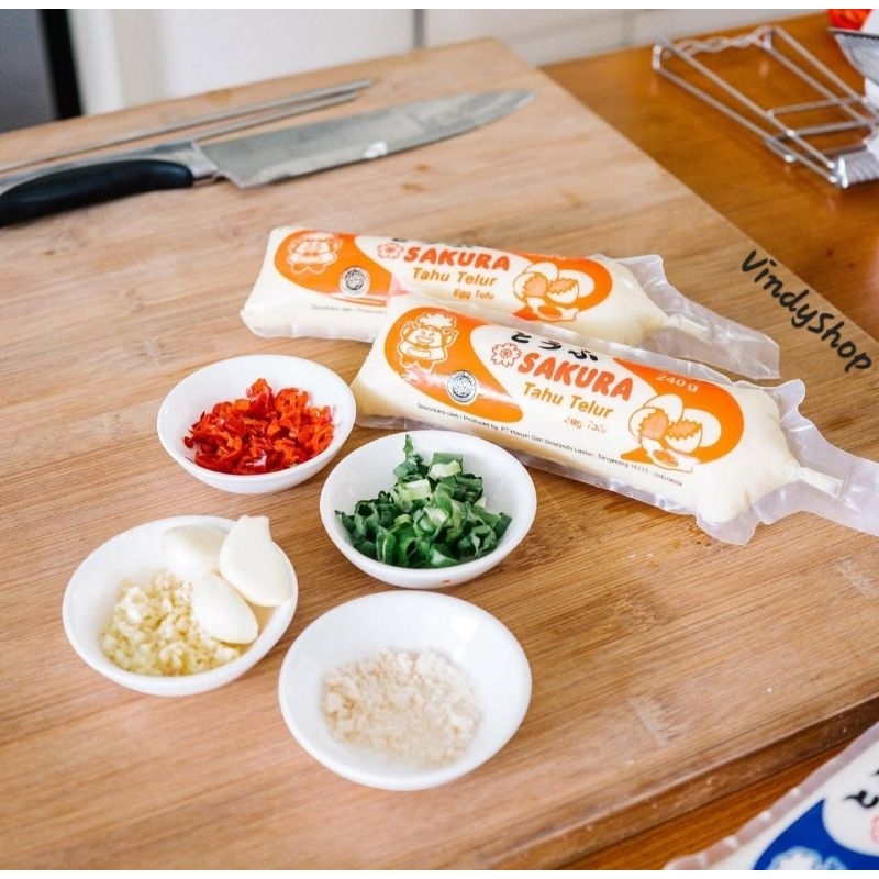 

TAHU TELUR / SAKURA SILKEN EGG TOFU (160g & 240g) isi 10pc/pack