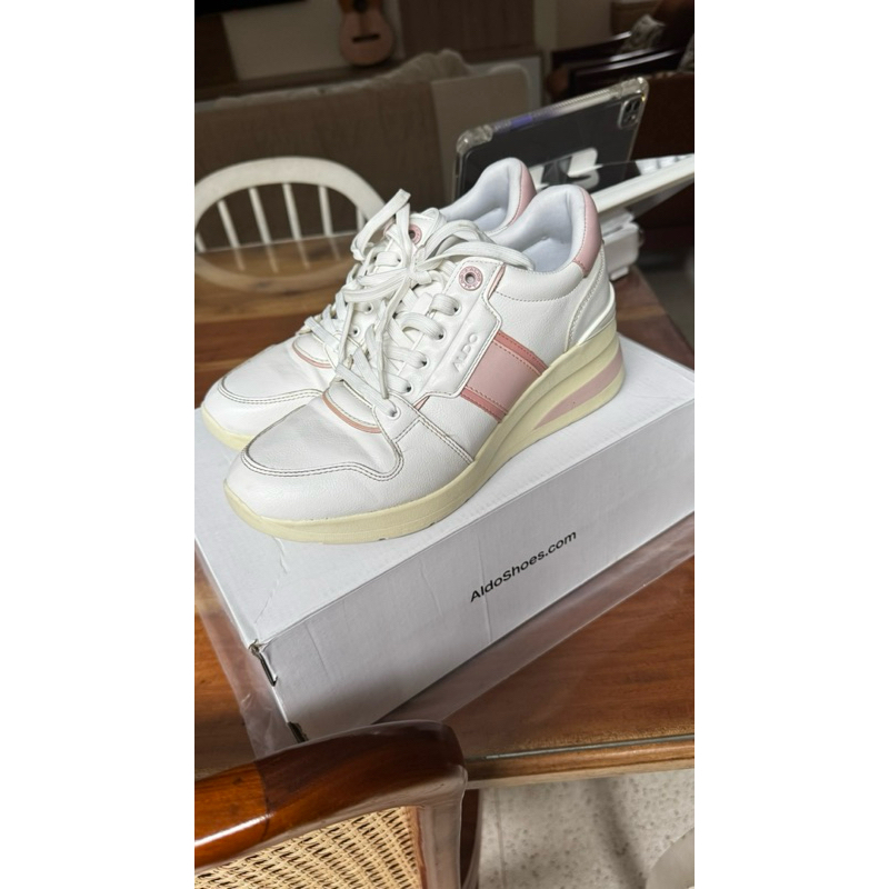 sepatu konser aldo ori wedges