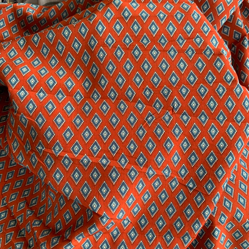 kain silk crepe motif - kain silk premium - kain soft silk luxury