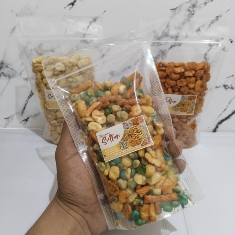 

Kacang Koro 150gr Murah - Koro Original - Koro Balado Pedas - Jaipong Campur - Jajanan Cemilan Snack Termurah