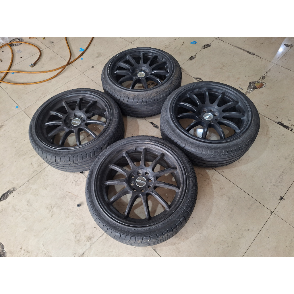 Velg Mobil Bekas Ring 17 Lubang 4 Ce28 R17X7,5-8,5 H8X100-114,3 205 45 R17