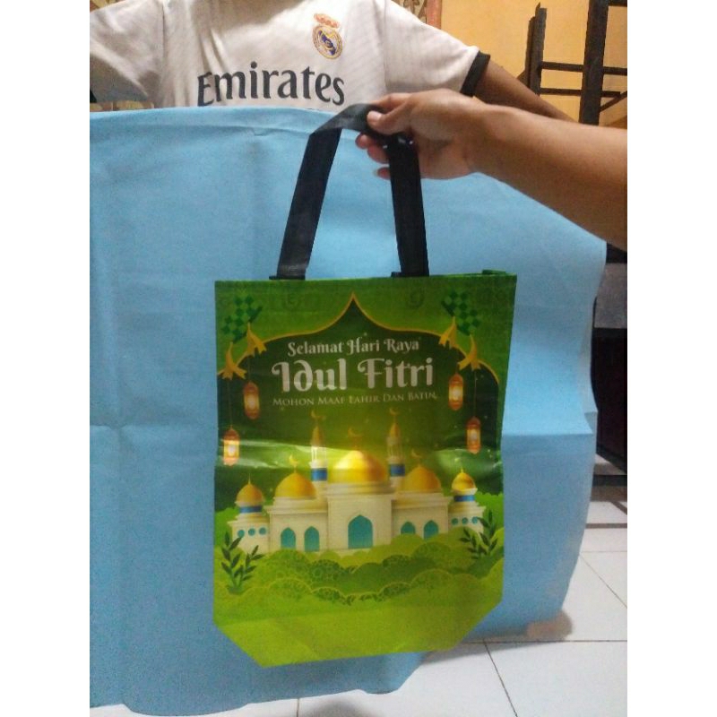 

tas hantaran lebaran idu fitri box laminasi