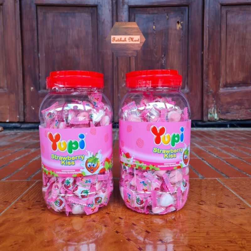 

Permen Yupi Strawberry Toples 300 GR