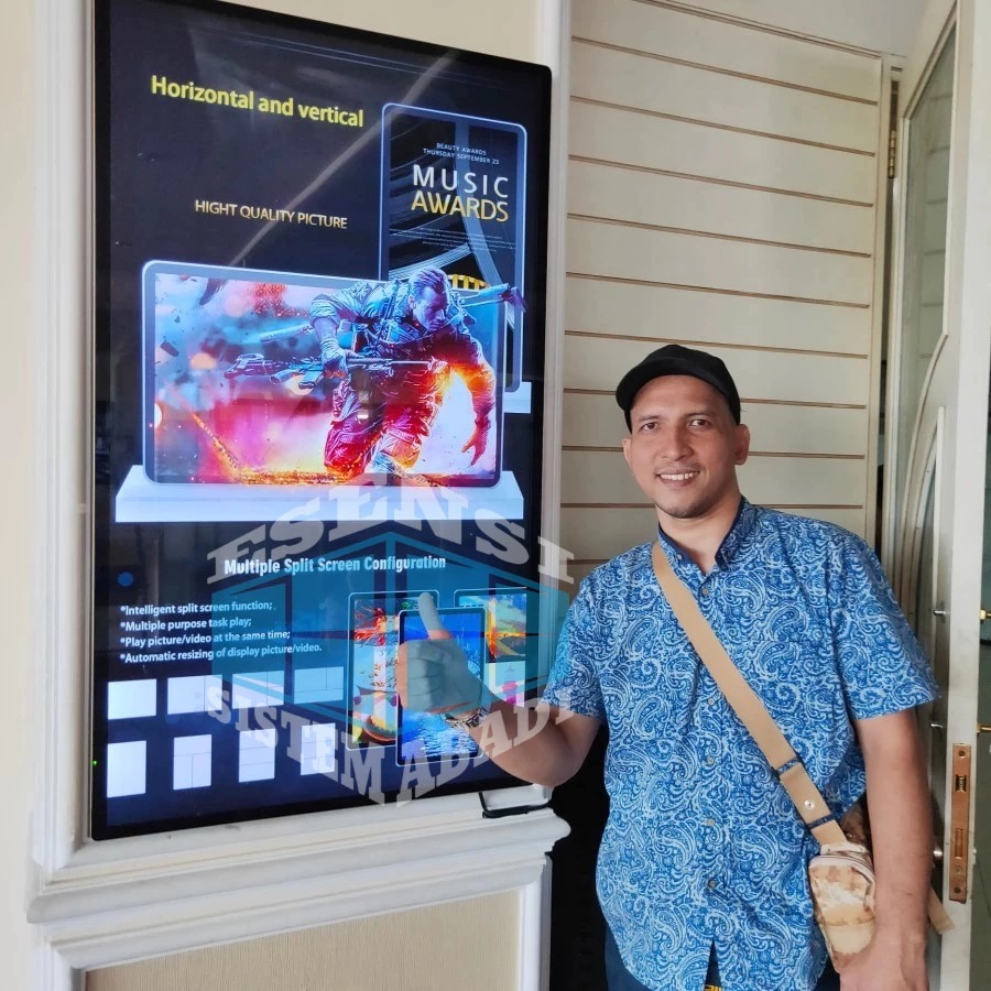 55 inch WALLMOUNT DIGITAL SIGNAGE - LENGKAP DENGAN CLOUD SYSTEM- Brand LG