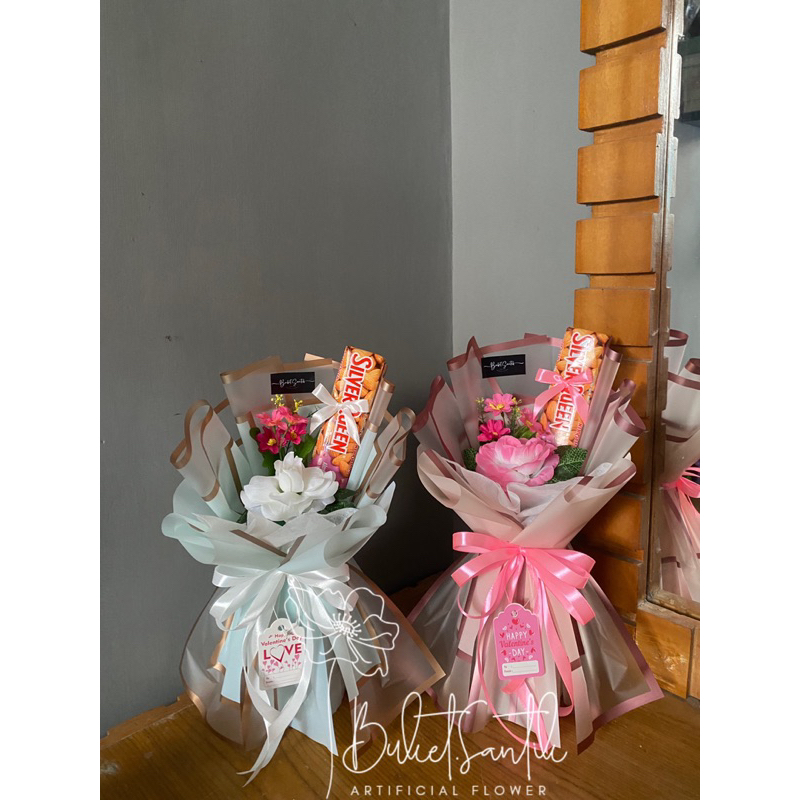 

Buket Silverqueen Buket Coklat Buket Valentine Buket Wisuda Buket Anniv