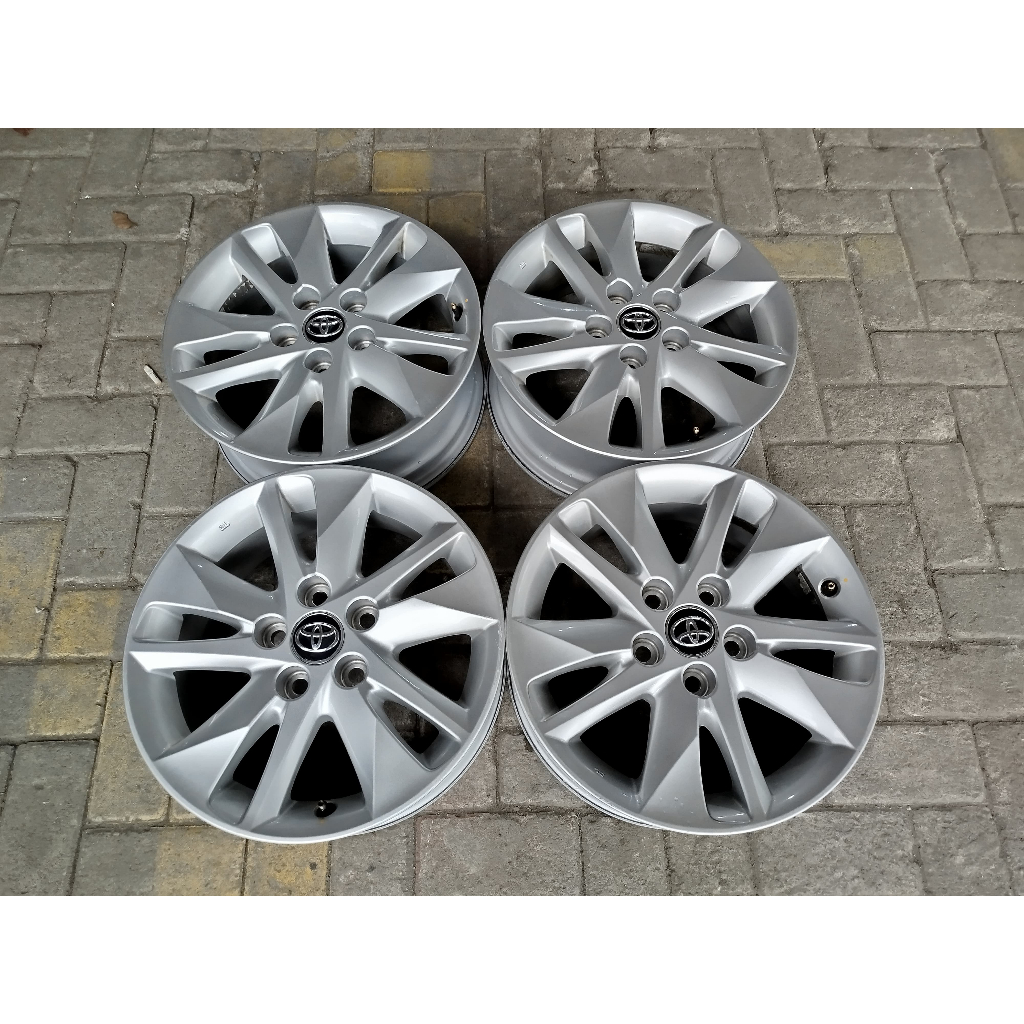 Velg Standart Mobil Innova Reebond Ring 16 Pcd 5X114.3 Silver Murah