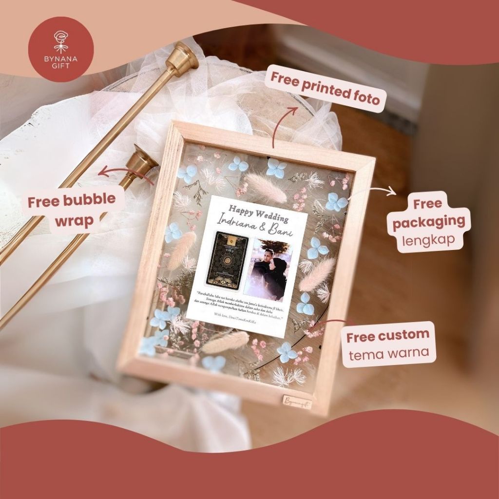 BYNANA.GIFT - Floating Frame Gift - Frame dan Mini Gold - Kado Pernikahan
