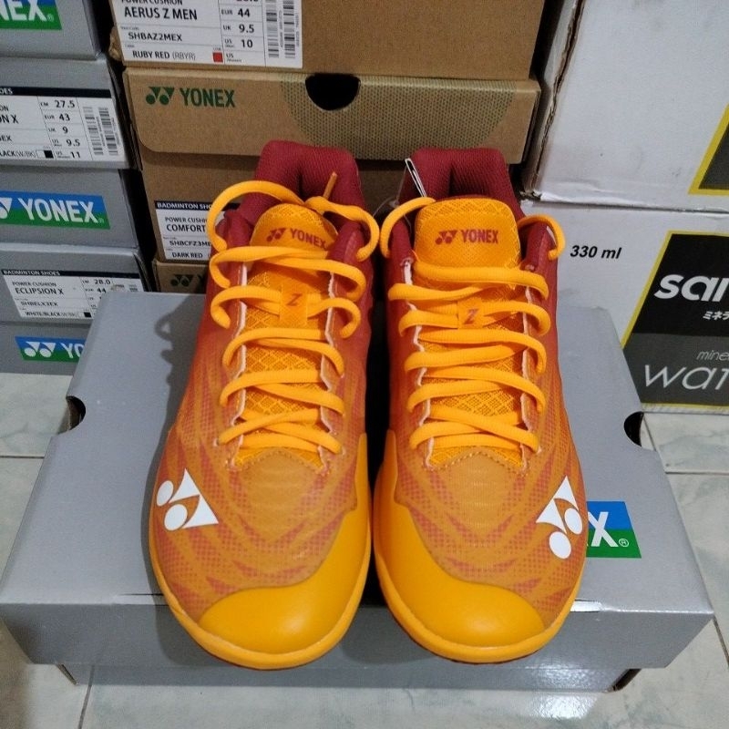 Sepatu Yonex Aerus Z Men