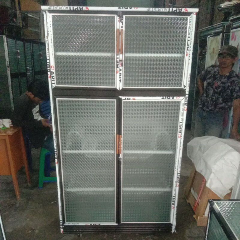 Rak piring pintu 2 roda kaca aluminium