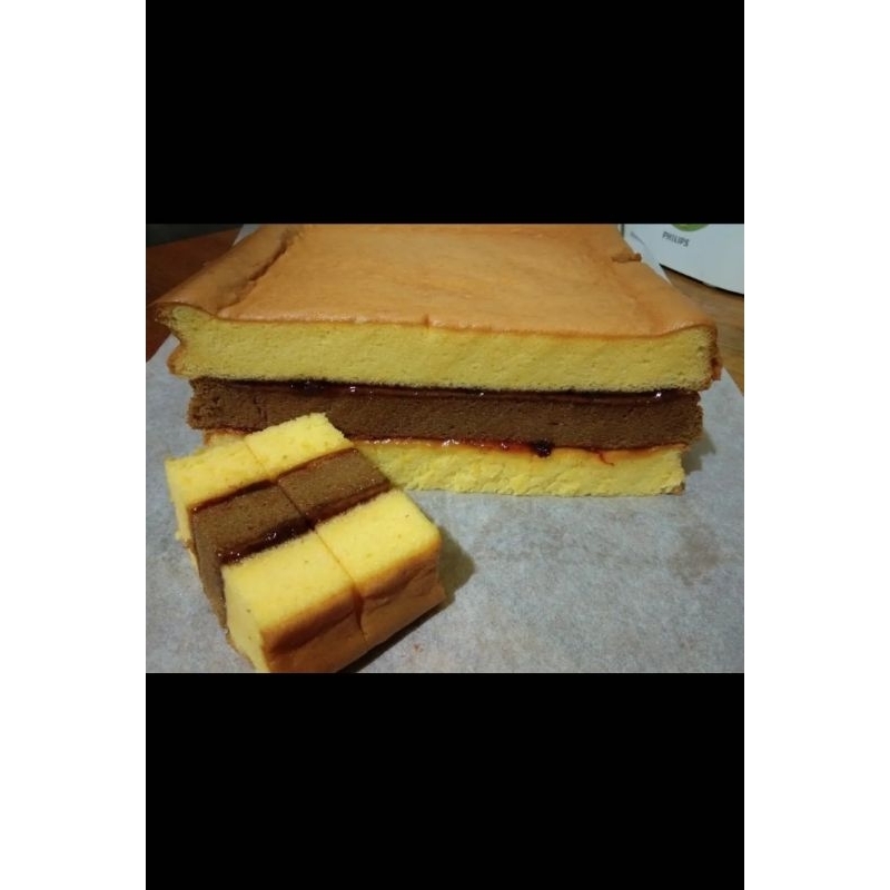 

Bolu lapis Surabaya premium