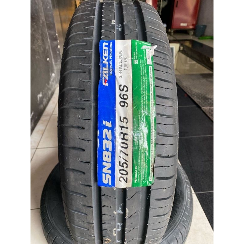 Ban Falken Sincera 205/70 R15
