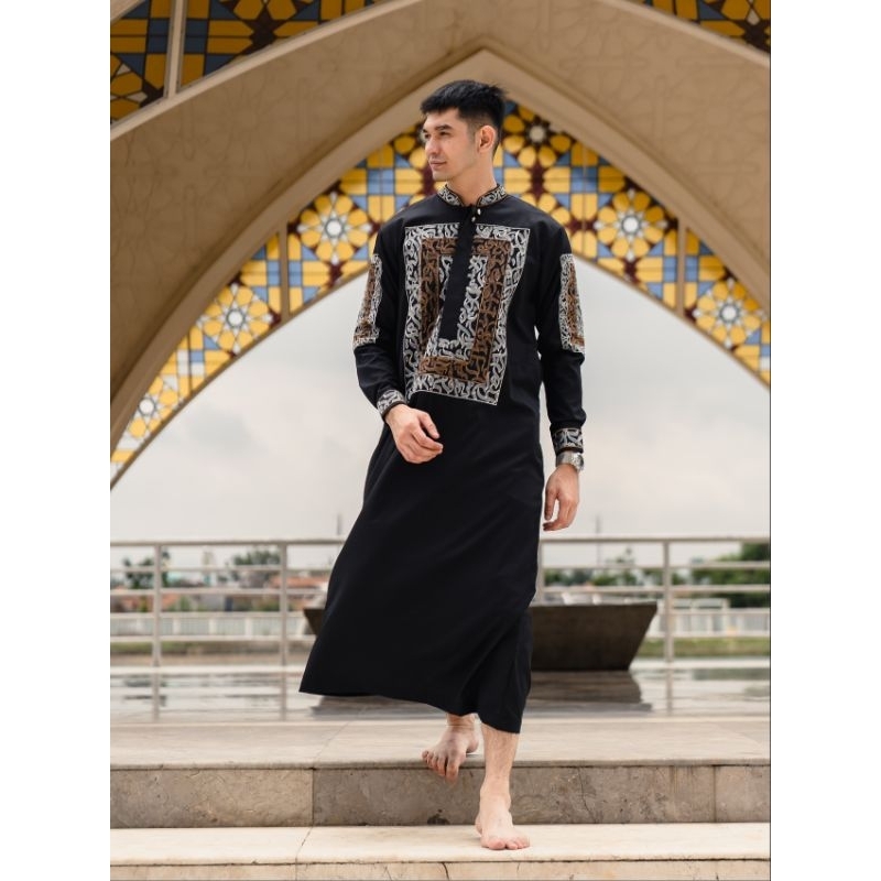 Gamis Bordir Pria NUC.ID Wahyu 01 (Hitam)