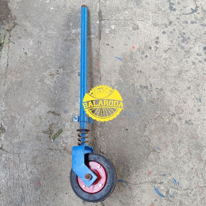 Roda gletrek (Roda bantu belakang gerobak)
