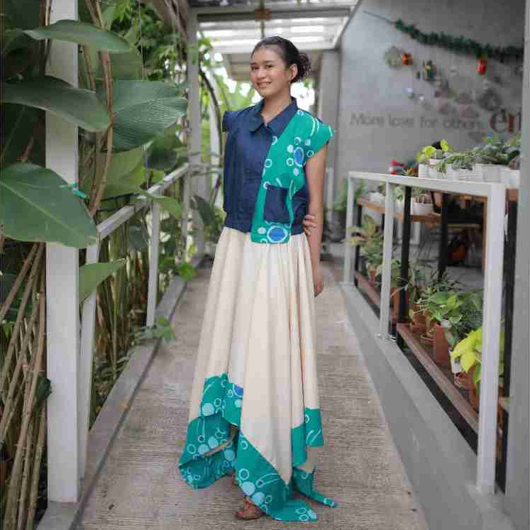Oeniq.id | Setelan Batik Wanita | Jaket | Rok Asimetris | Batik umpluk | casual | Ready to wear