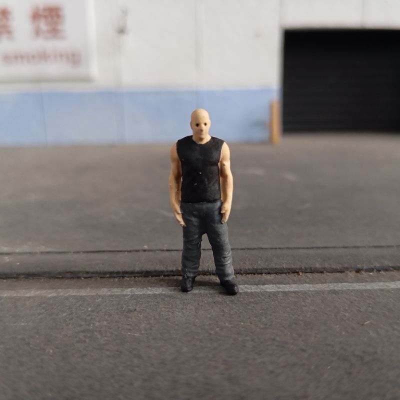 Action figure figur Dom Dominic Toretto Fast and furious FF FnF orang laki berdiri resin