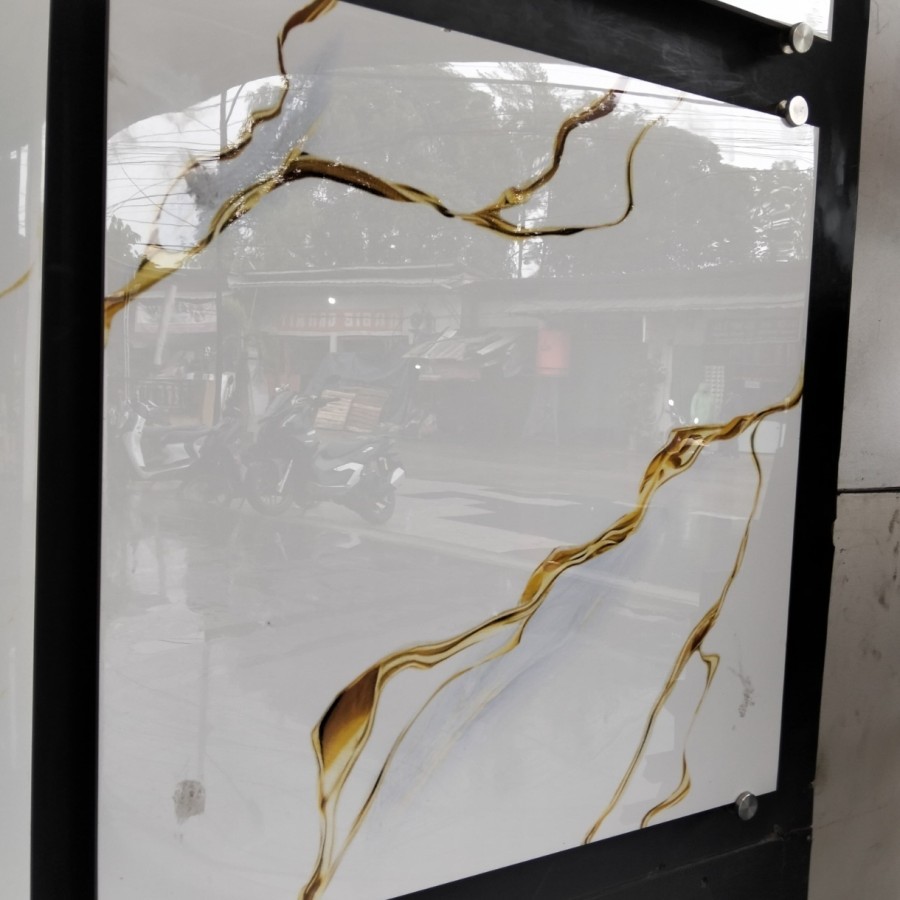 granit lantai rumah ukuran 60x60 arna caliana white granit motif nyambung minimalis