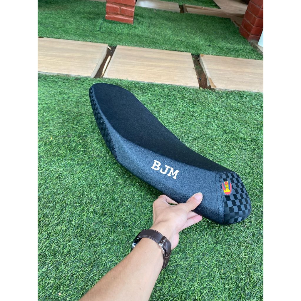 JOK VEGA R LAMA/VEGA R NEW/VEGA ZR - JOK FIZ R MODEL SLIM TIPIS KULIT AMPLAS CATUR