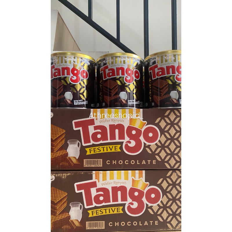 

TANGO WAFER isi 6 Kaleng @240g