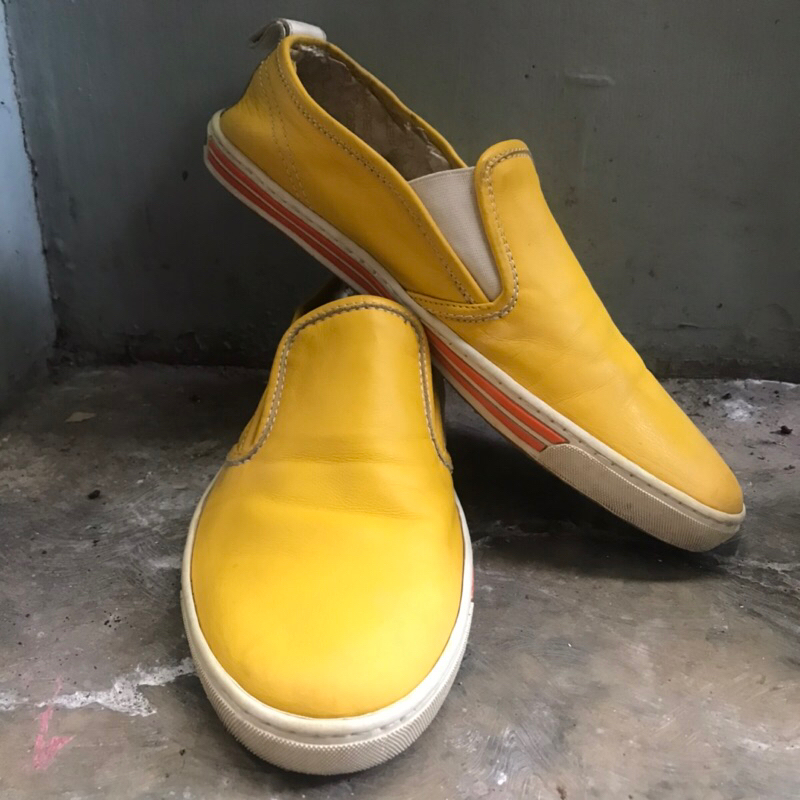 daquared square slip on second ori