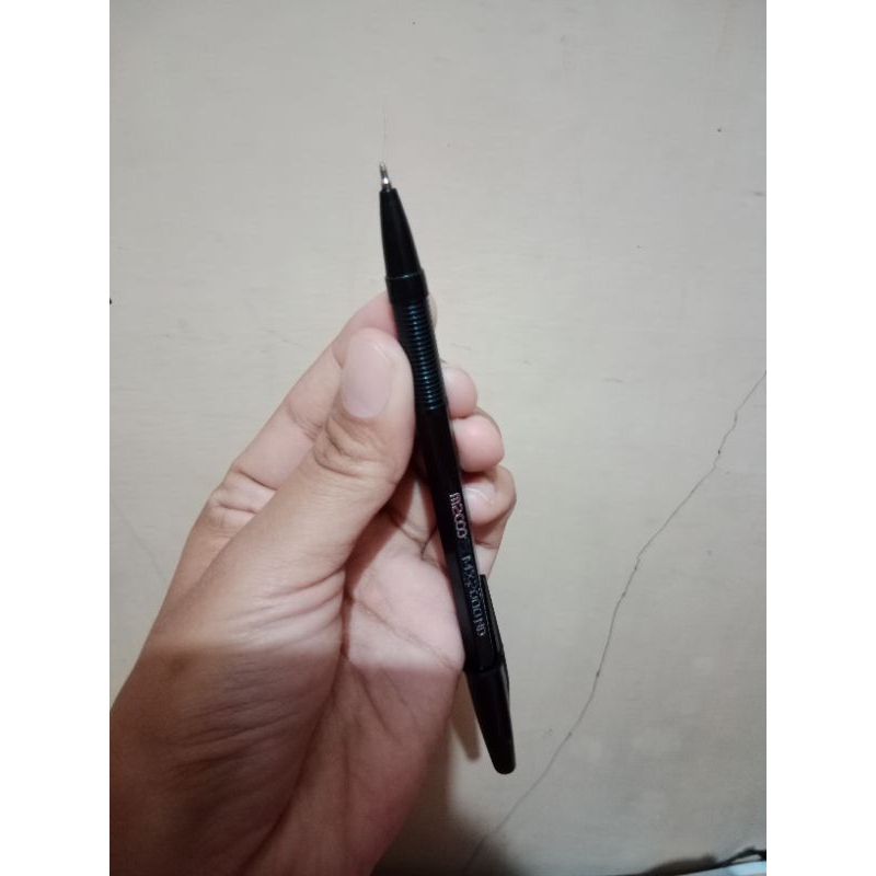 

Pulpen Hitam merk M2000 Ballpoint Pen MX2000ND warna Hitam 1kotak isi 12pcs