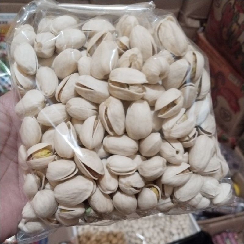 

Kacang Pistachio 1kg