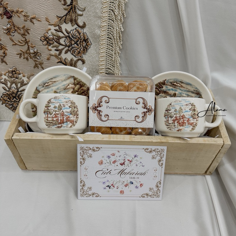 

Hampers Sadiqah Set by Alana Hampers| Parcel Lebaran Idul Fitri |Tableware Pecah Belah
