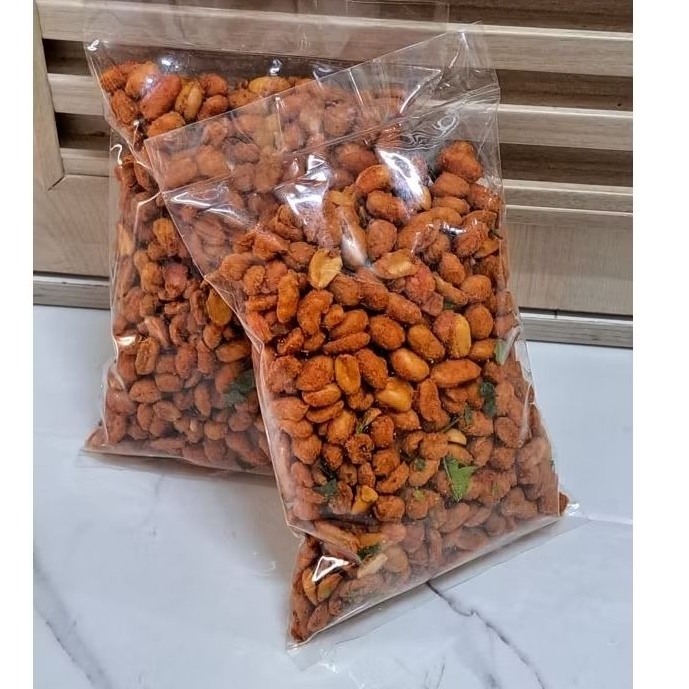 

Kacang Thailand Pedas 200gram-500gram
