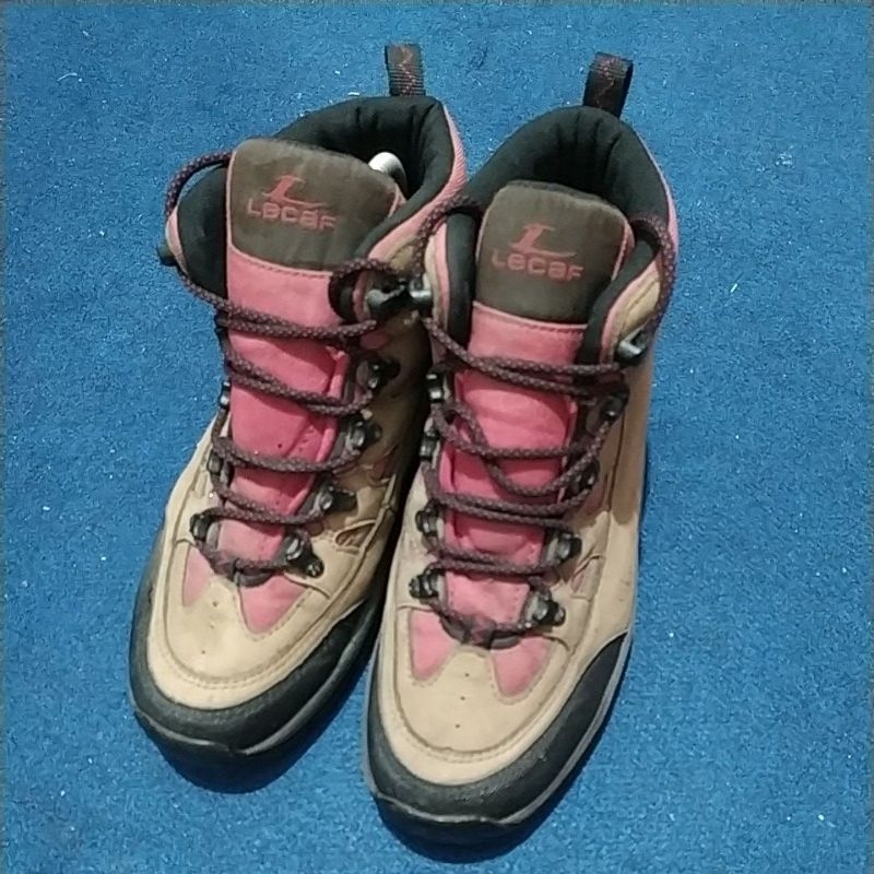 Sepatu Second Hiking/Outdoor LeCaf size 38 Insole 24,5 cm