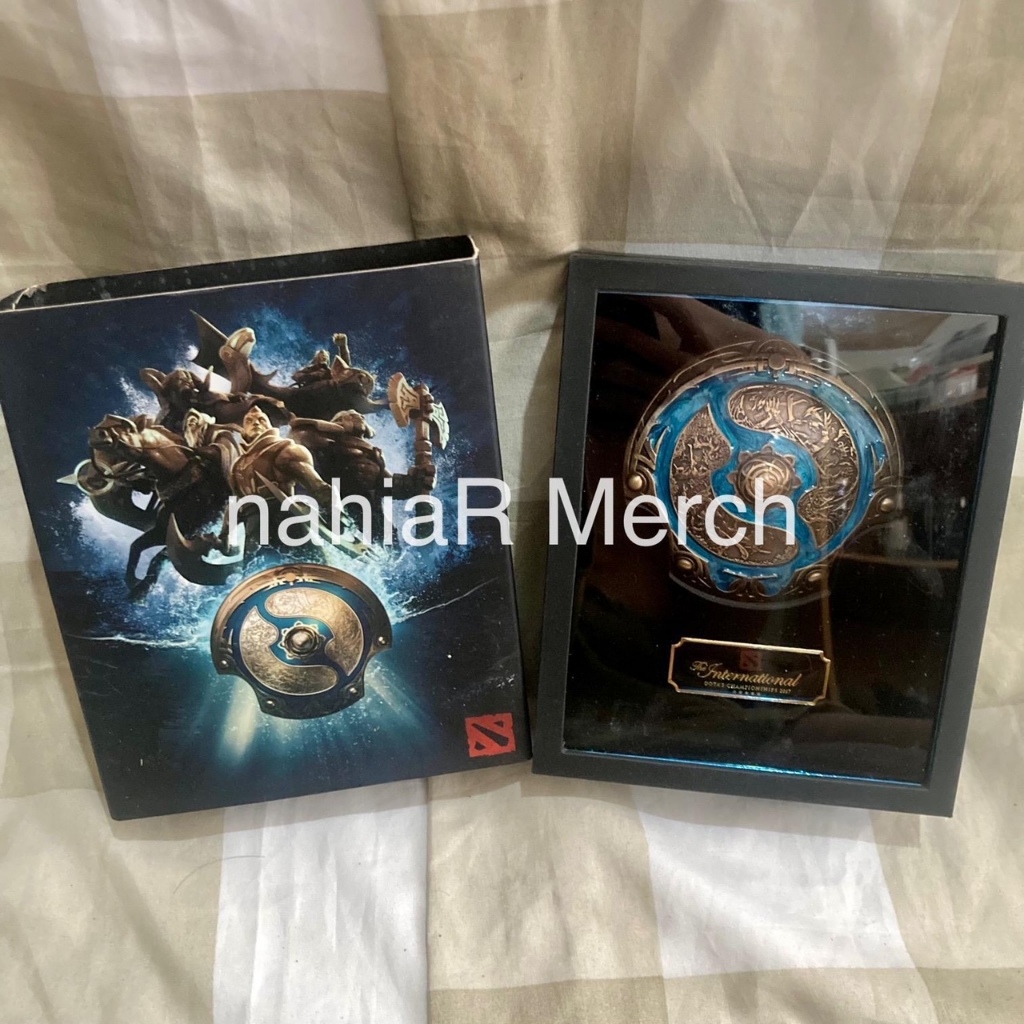 Dota 2 Official Collector's Aegis 2017