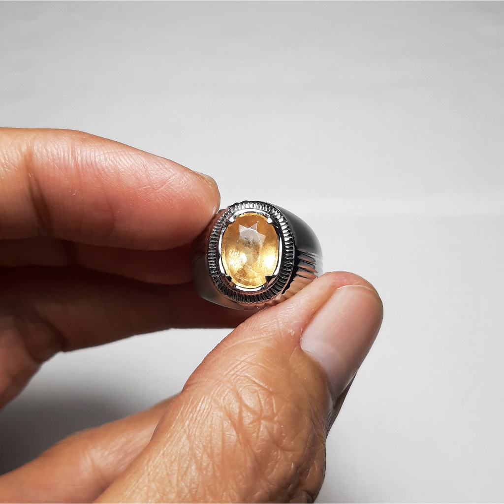 Natural Grosullar Garnet Ruby Sapphire/Safir Srilangka Selon Topaz Emerald Jamrud/Zamrud Oval Yakut