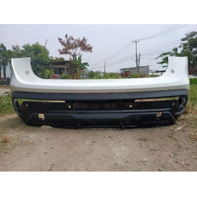bumper belakang wuling almaz original copotan