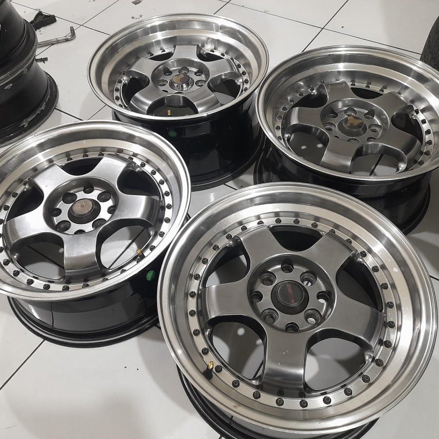Velg Mobil Bekas WORK MEISTER R16 Vios Yaris Sirion Swift March Fiesta Datsun Go