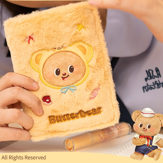 

Promo Deli x Butterbear Set Hadiah 5in1 / Gift Bo* Isi Notebook, Gel Pen, Gantungan, Magnet Kulkas,
