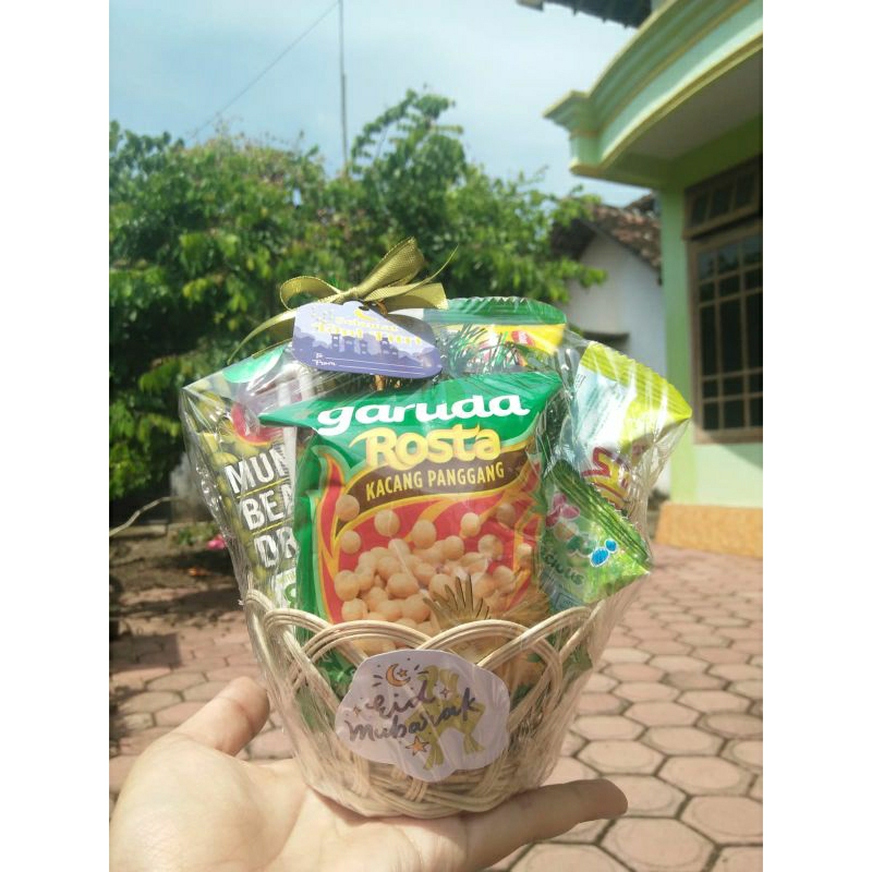 

Parcel Mini Lebaran/Parsel Snack Lebaran/ Parsel Untuk Anak/Parsel untuk Sahabat