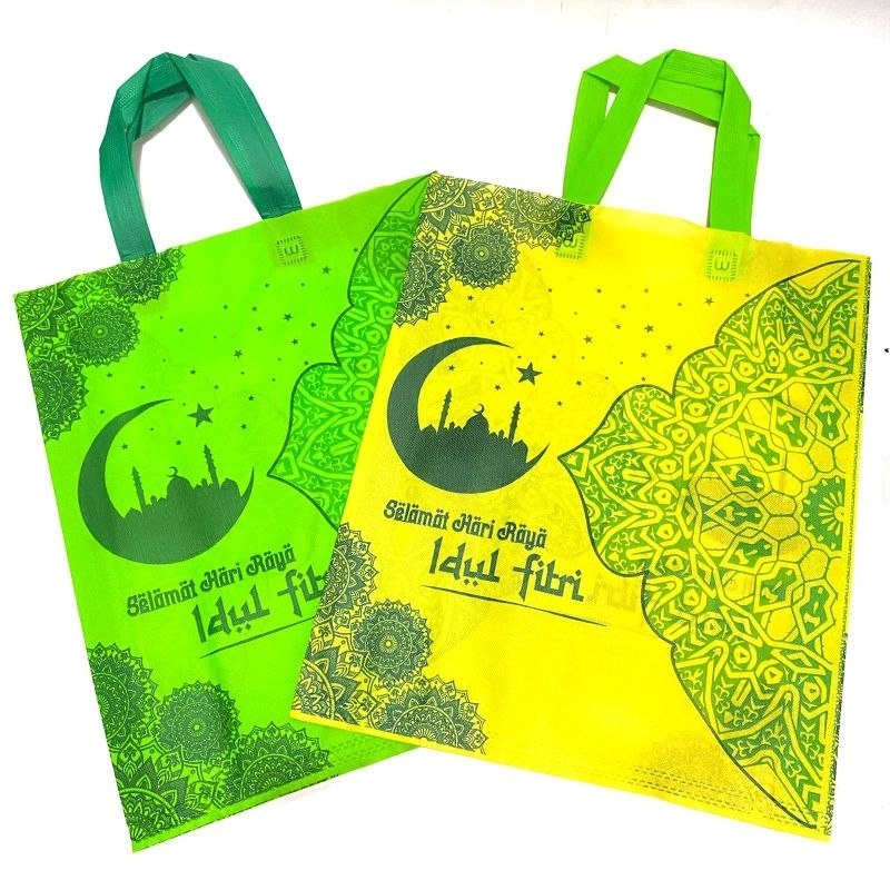 

Tas Goodie bag Spunbond Idul Fitri Untuk Sembako Lebaran Motif Sablon 4 Sisi Ukuran L 45x38x10 Tas Hampers Lebaran Tas Sembako