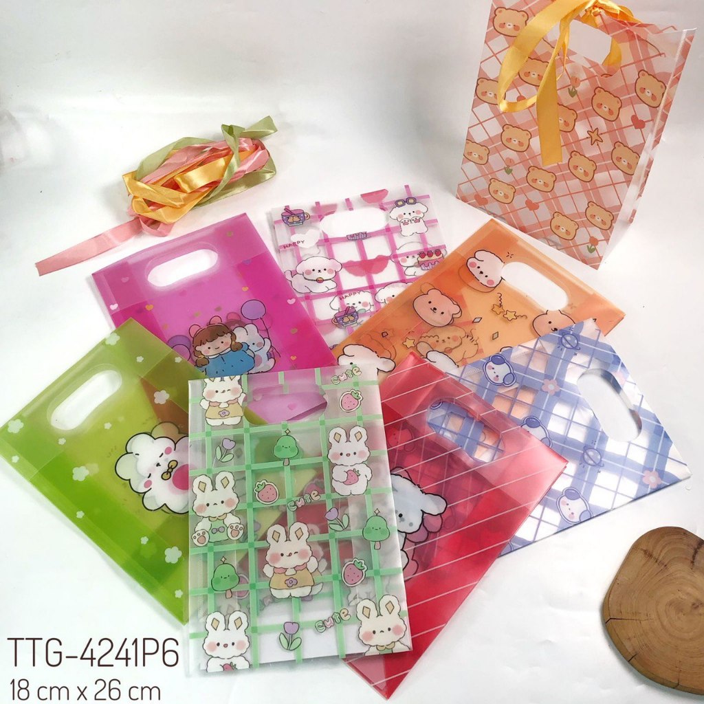 

OTH 4241P6 - ISI 12 PAPERBAG TAS TENTENG PLASTIK UK 26 X 18 X 8 CM MOTIF KARTUN BERDIRI