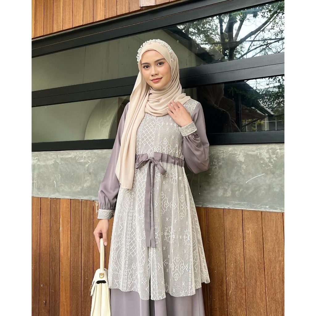 Elmiza - Leoni Dress Bahan Premium Safeena Platinum Mix Brukat Dress Muslimah Terbaru Lebaran Kondangan Adem Elegan Mewah-Grey