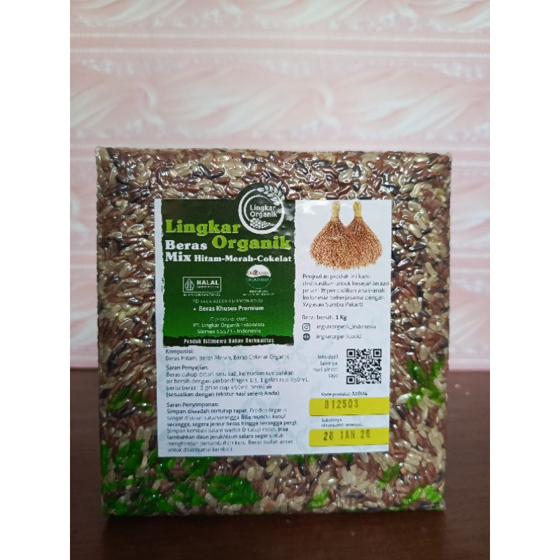 

Beras Mix Organik Beras Merah Hitam Coklat 1kg Lingkar Organik