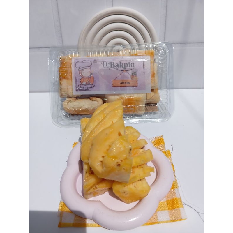 

Bakpia jember rasa nanas