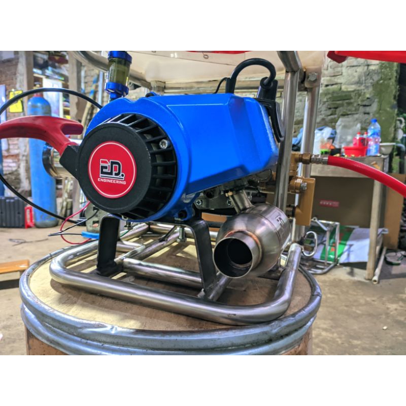 kenalpot mesin sprot sprayer 2tak botol//mesin pemotong rumput-goped 49-50cc