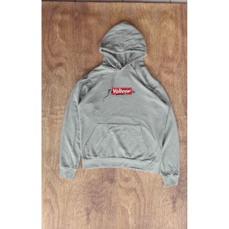 Hoodie Browny voltage