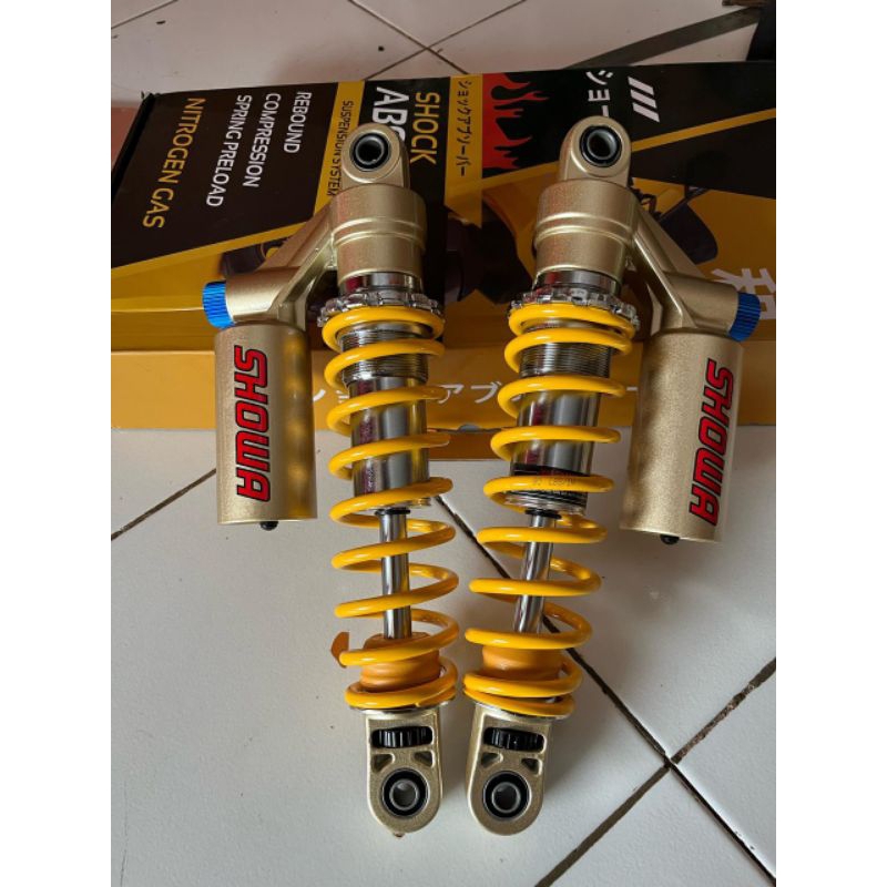 Skok showa replika cb400 import ukuran 32,5 Doble clik