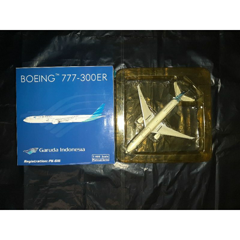 DIECAST Boeing 777-300ER Garuda Indonesia Reg. PK-GIG Limited Edition