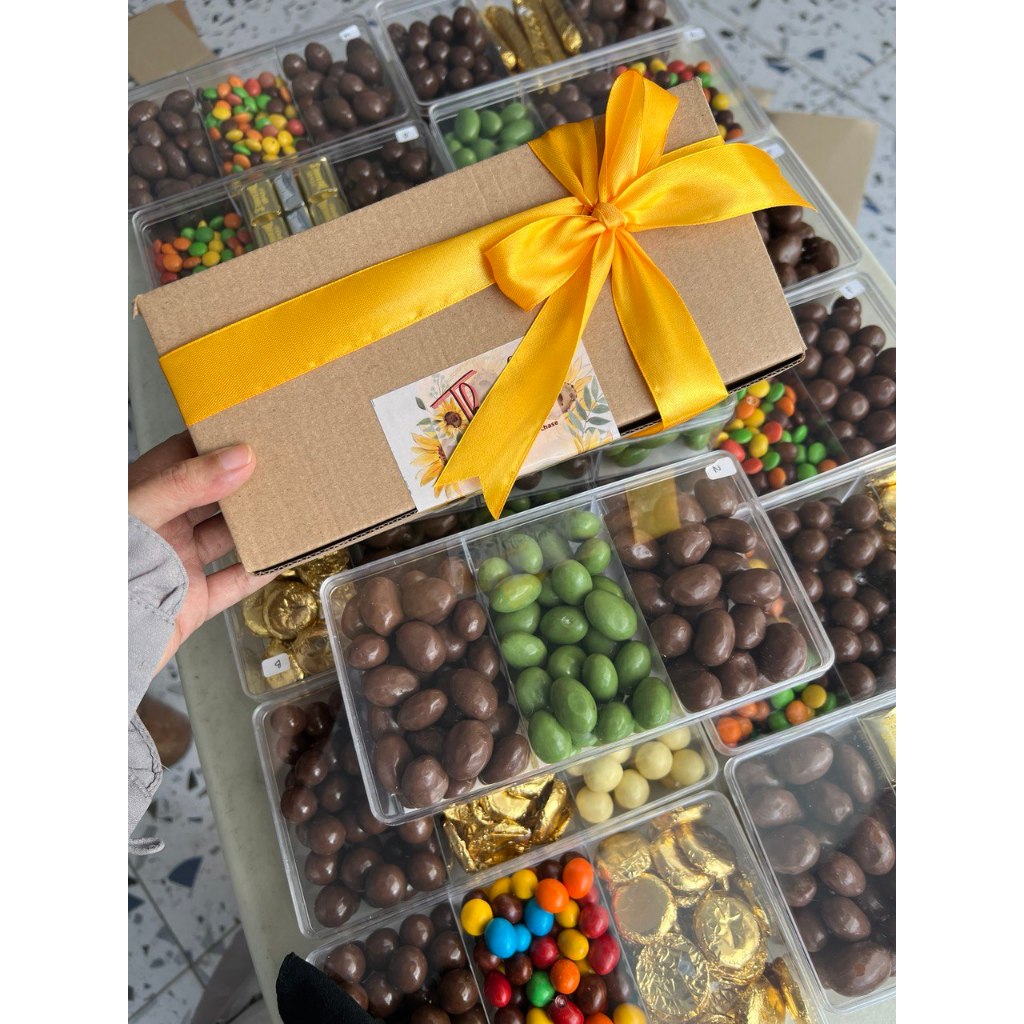 

Coklat Toples Sekat 3 + packing (cocok utk hadiah dan hampers)